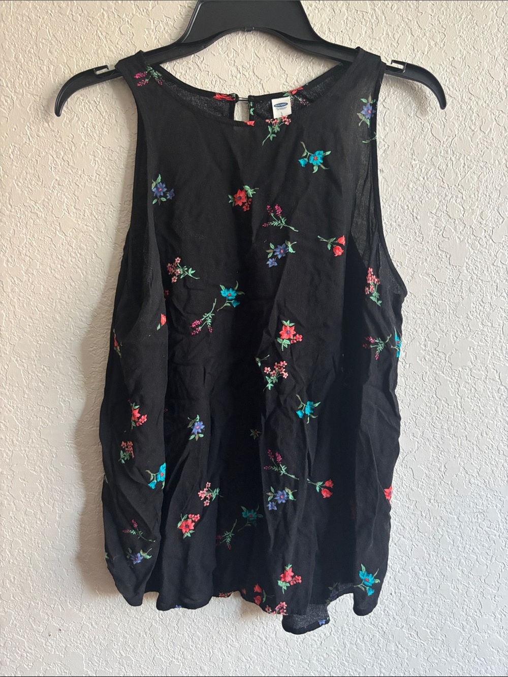 Old Navy Women’s Black Floral Sleeveless Tank Top